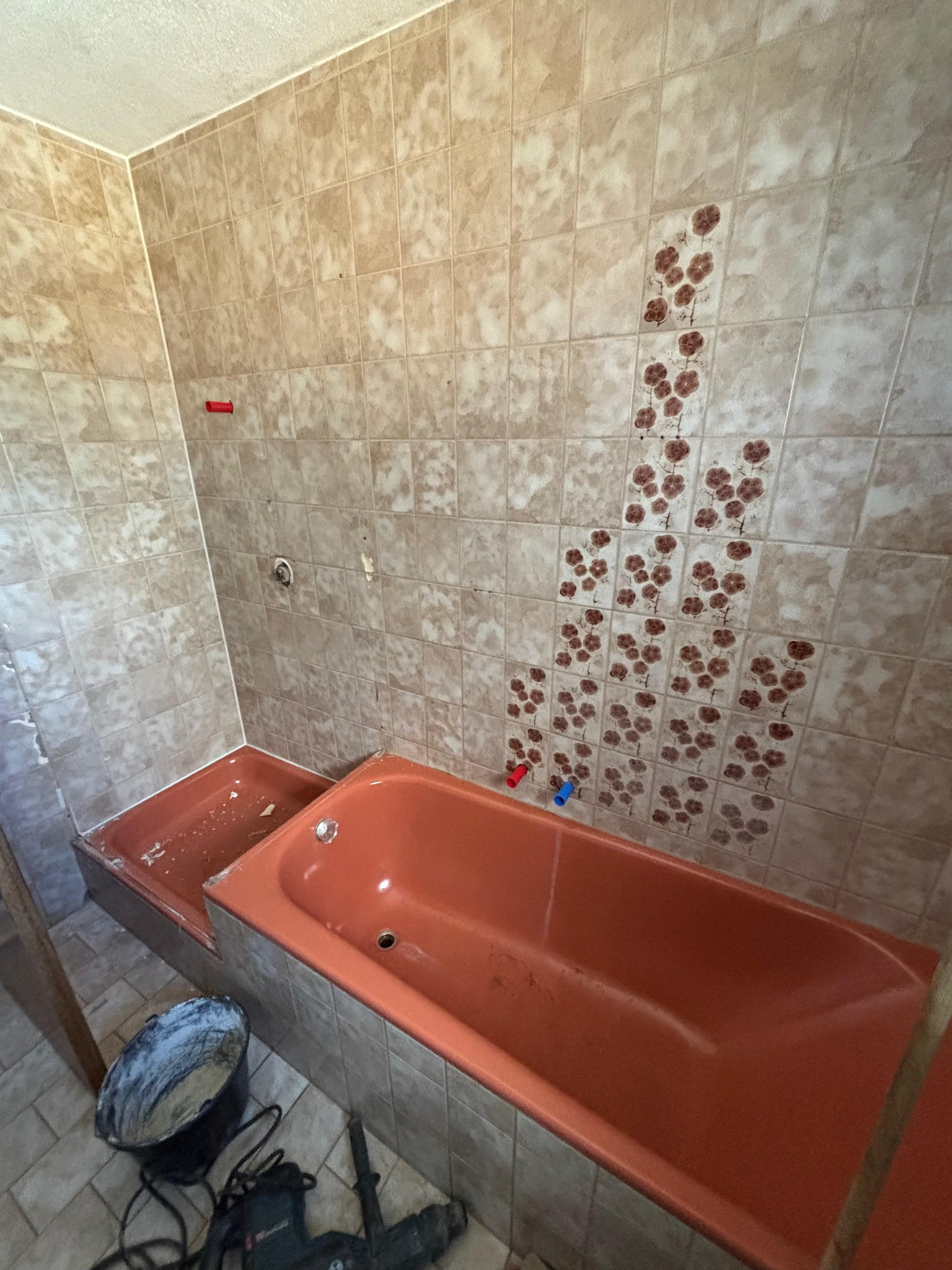 Vor der Sanierung – bestehende Badewanne