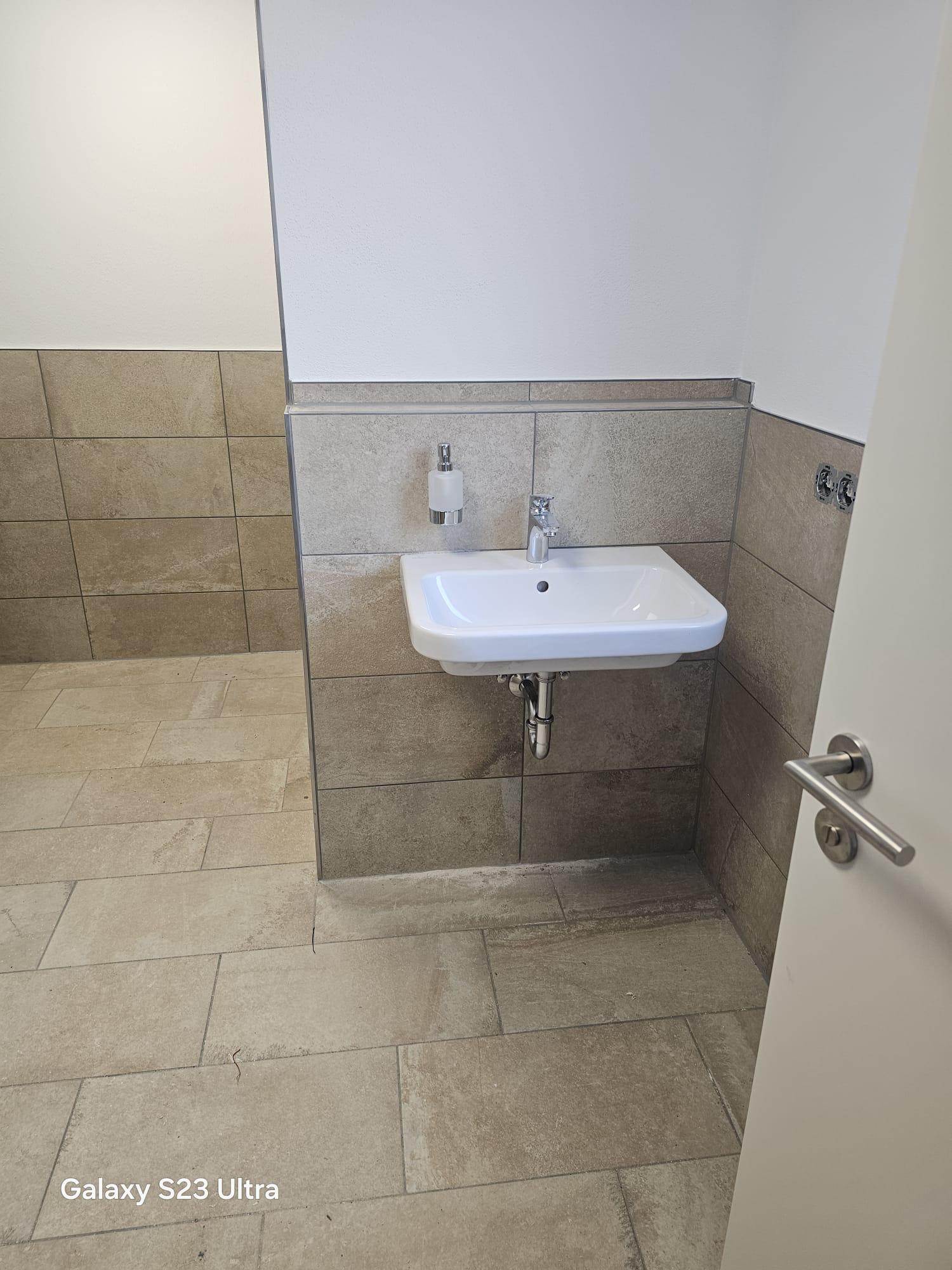 Waschtisch im Sanitärraum